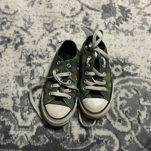 Toddler boy converse size 11